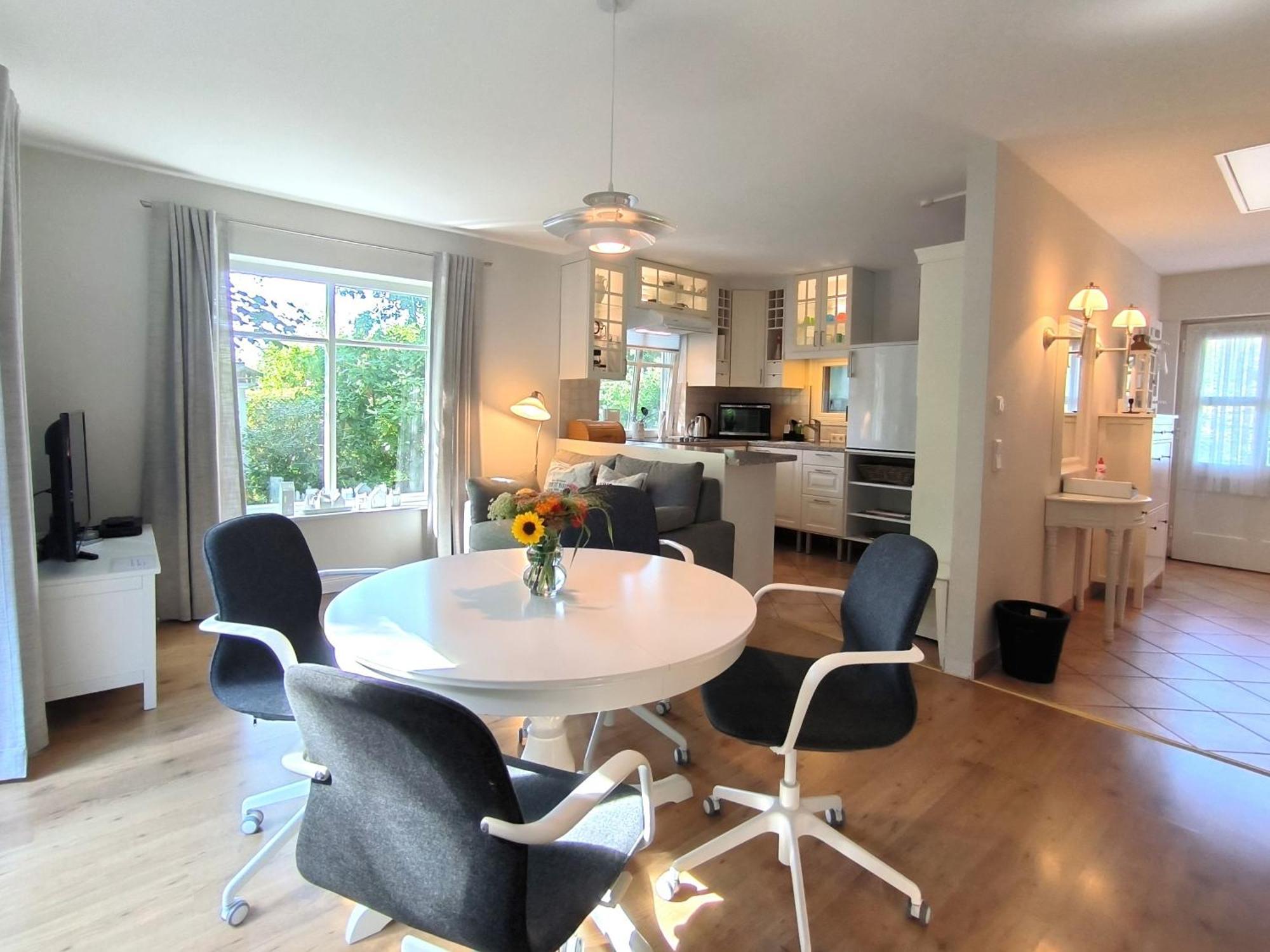 Ferienhaus Inger - Stilvolles Und Modernes Ferienhaus Mit Terrasse Und Gartennutzung Tarp Luaran gambar
